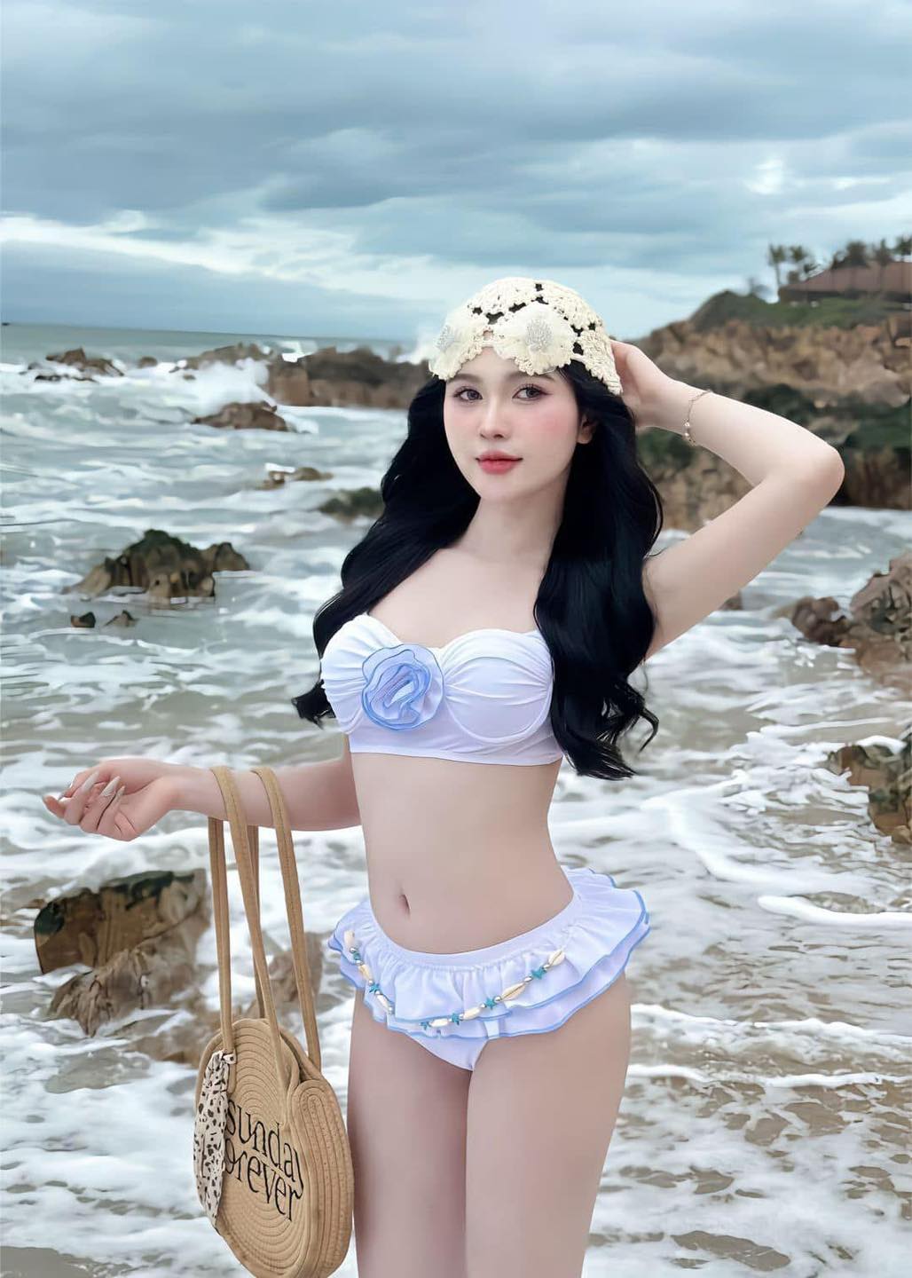 Pinky Phạm